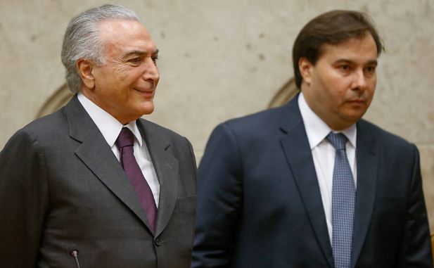 Temer tenta apaziguar relação com Maia para retomar reforma da Previdência Governo Temer
